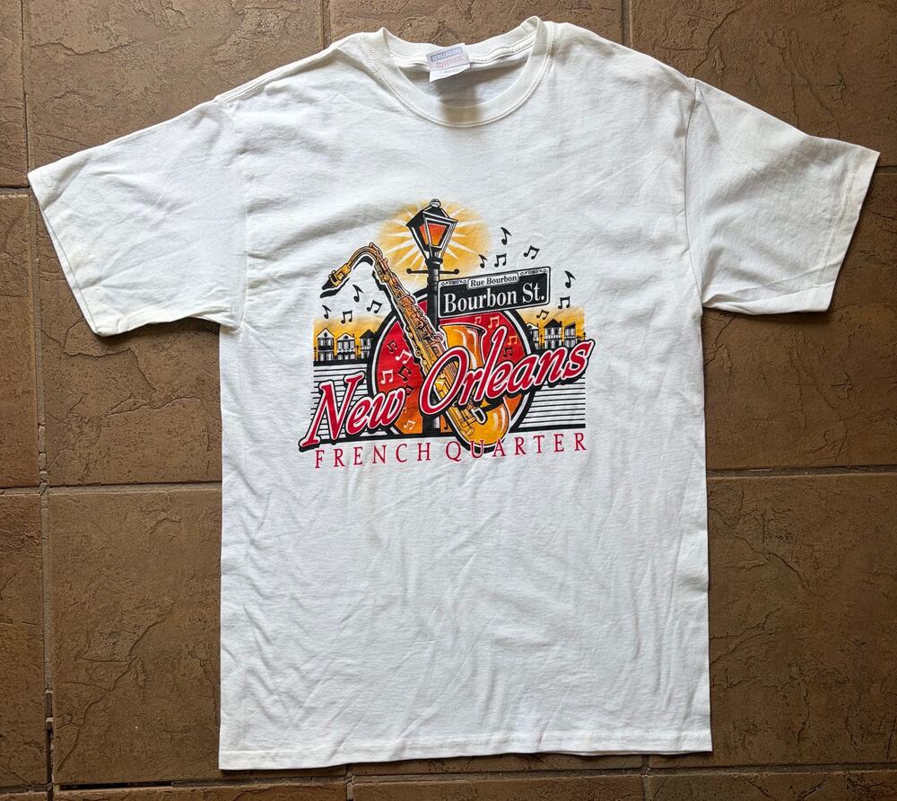 Vintage New Orleans French Quarter Bourbon Street Jazz Saxophone T Shirt Hanes M